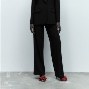 LONG BLACK FLOWY PANT